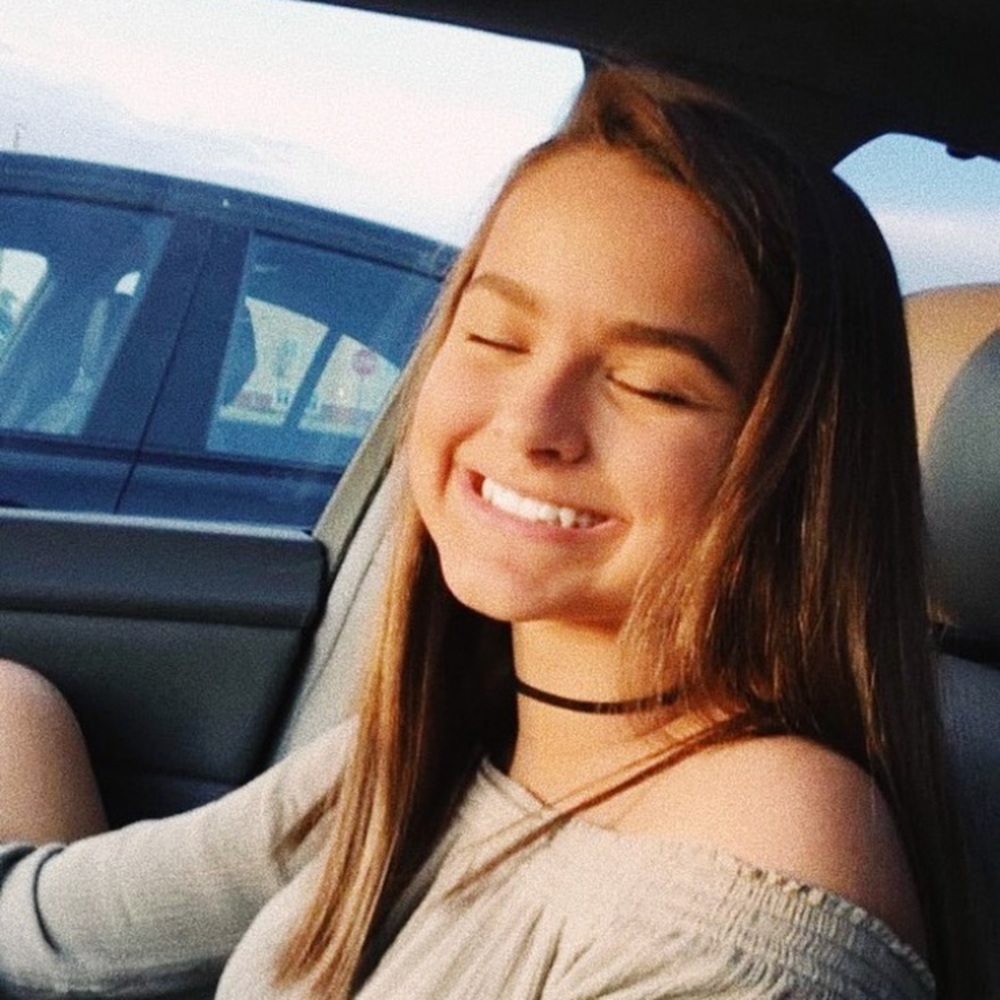 Meet your Posher, Nicole